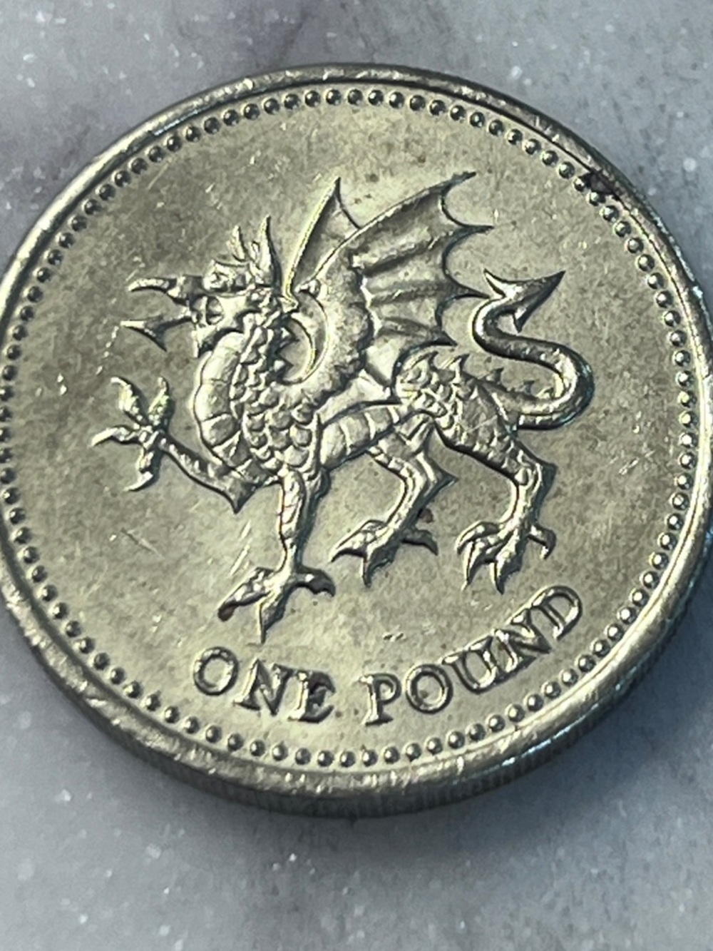 2000 UK One Pound Coin - Welsh Dragon Design